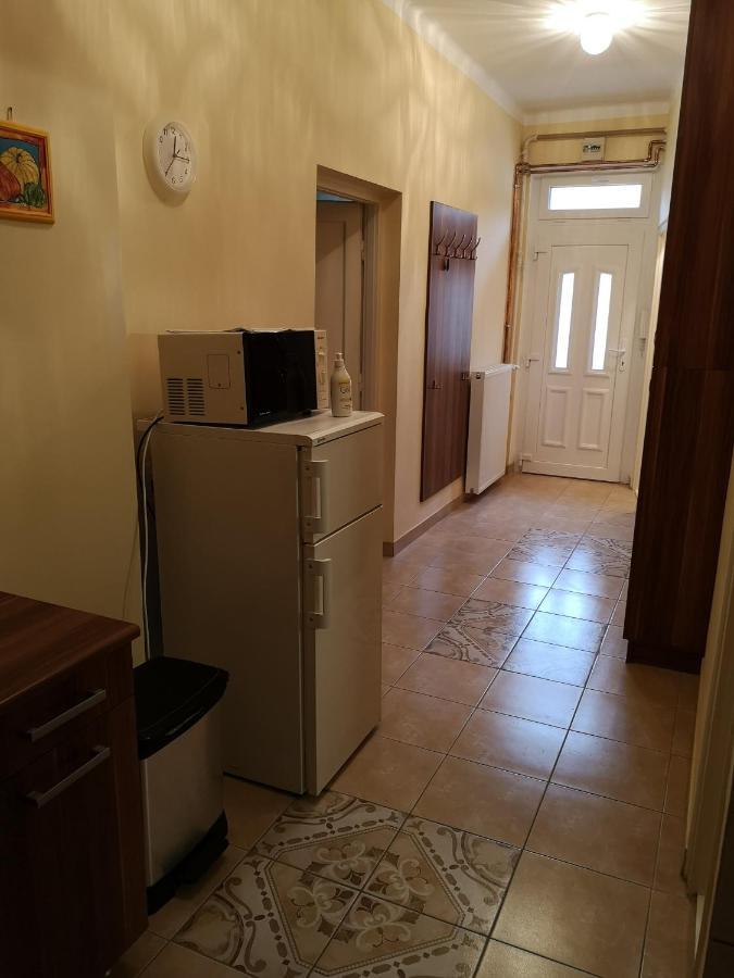Veva Apartman - Eger Magánszálláshely Esterno foto