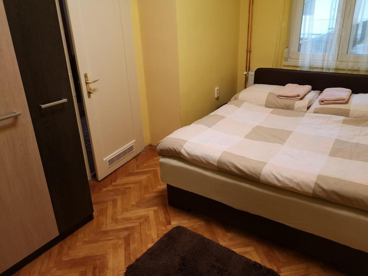 Veva Apartman - Eger Magánszálláshely Esterno foto