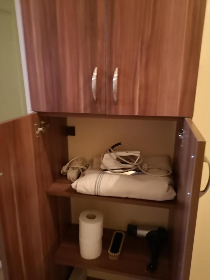 Veva Apartman - Eger Magánszálláshely Esterno foto