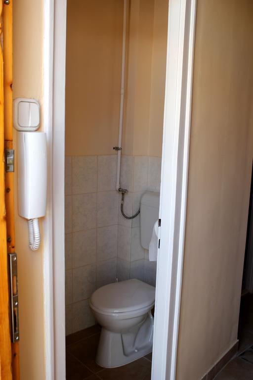 Veva Apartman - Eger Magánszálláshely Esterno foto